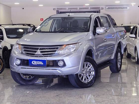 MITSUBISHI L200 TRITON 2.4 16V TURBO DIESEL SPORT HPE-S CD 4P 4X4 AUTOMÁTICO